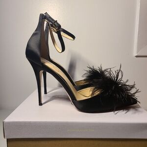 Jessica Simpson Black Ostrich Feathered Matte Satin Women's Heels Size 11M